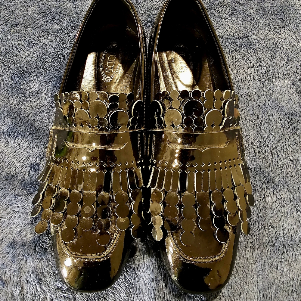 Tod's Black Patent Leather Women's  Fringed Loafers, Pebble Sole,Women 7.5